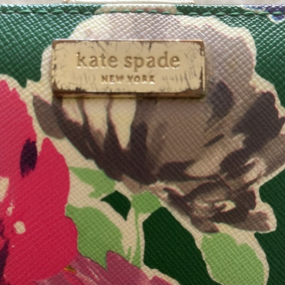 Kate Spade Wallet - Picture 4 of 5
